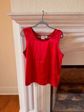 Alison Daley Petites PM Red Satin Sleeveless Scoop Neck Tank Top